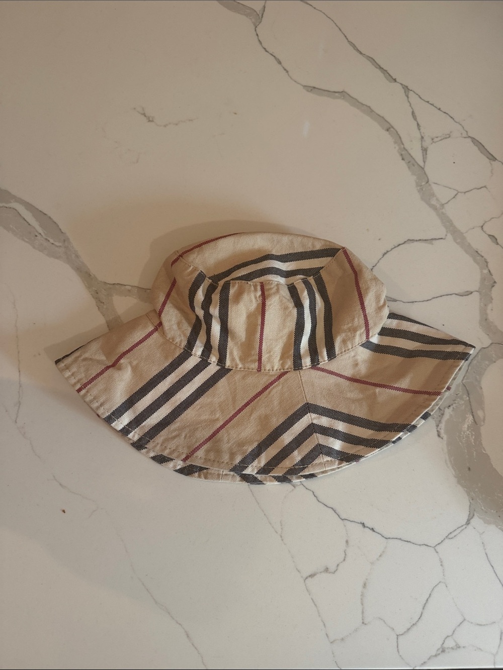 Burberry Beige Striped Kids Bucket Hat from the early 2000s